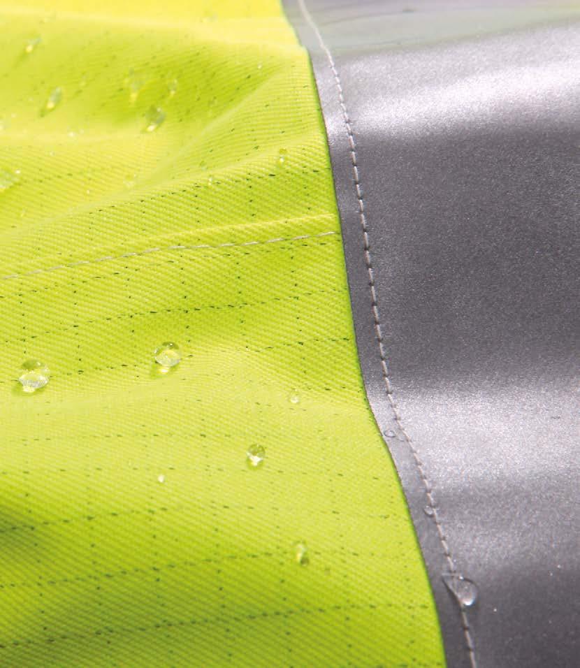 HIVIS & WEATHER The eye-catching nature of the textiles ensures that you are seen even when visibility is poor.