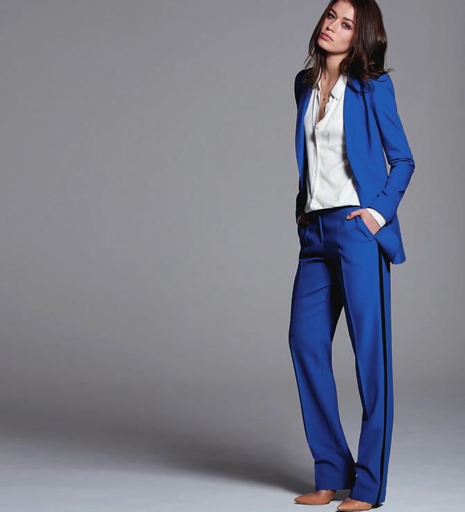 suits me Chic, modern and effortless. Enjoy tailored looks with a feminine twist audley crepe BLazEr 199, jk493 our superbly sleek and beautifully finished wool crepe blazer.