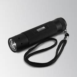 Maglite Solitaire (English) - Small "Maglite" flashlight - 8 cm long - With gravure of the logo - Delivered in a plastic gift wrapper including micro battery -