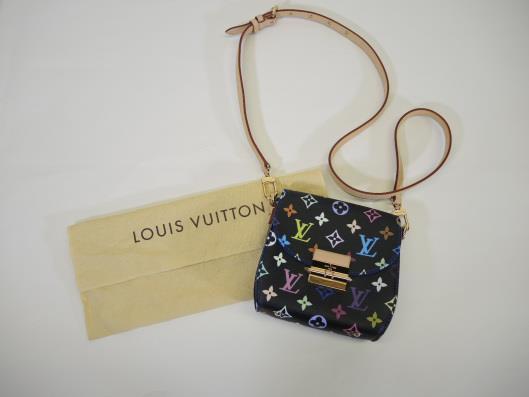 LOUIS VUITTON Murakami 2012 Heartbreaker Crossbody Retailed for $1700, sold in one day for $949.