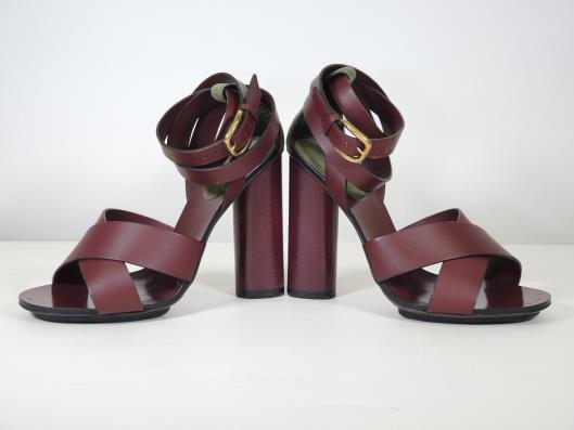 GUCCI Burgundy Red Leather Block Heels, Size 7 Sold in one day for $229.