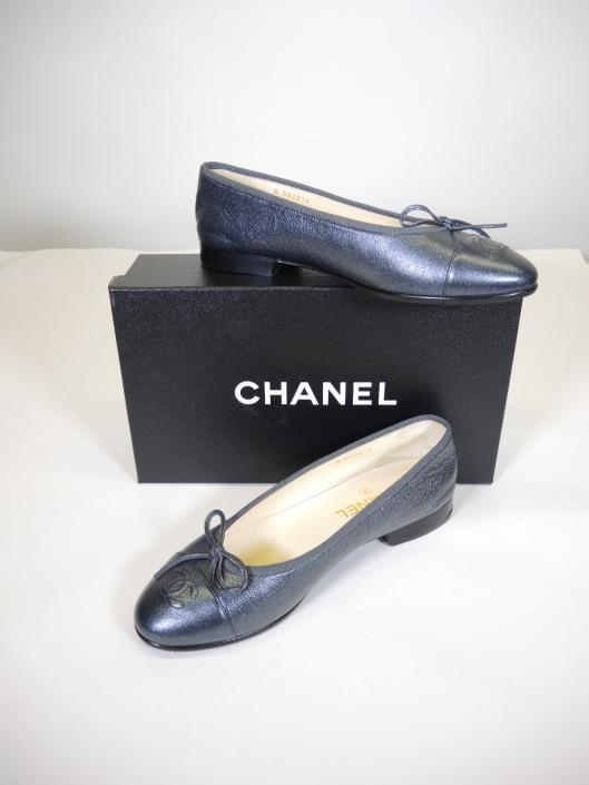 CHANEL Gunmetal Ballet Flats Size 7 1/2 Retailed for $750, sold in one day for $349. 03/25/17 Our only shoe this week, but it is one of our best sellers!