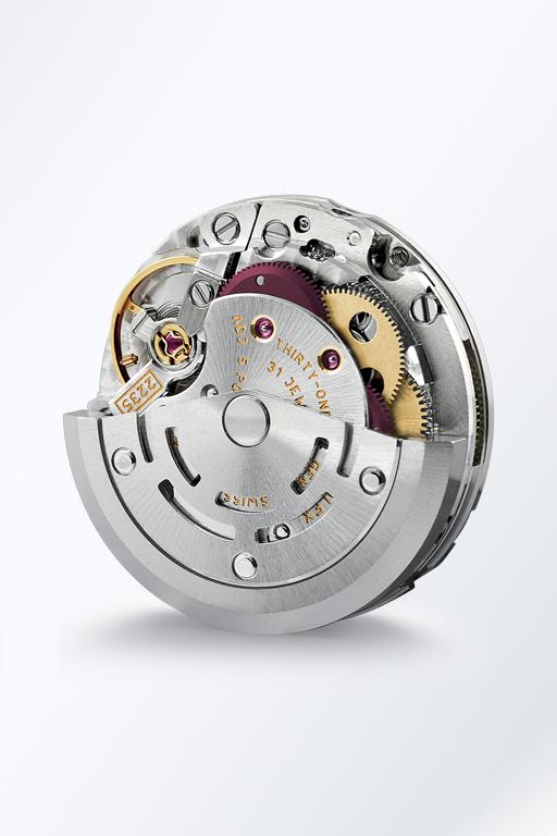 Features 2235 MOVEMENT Calibre 2235 is a self-winding mechanical movement entirely developed and manufactured by Rolex.