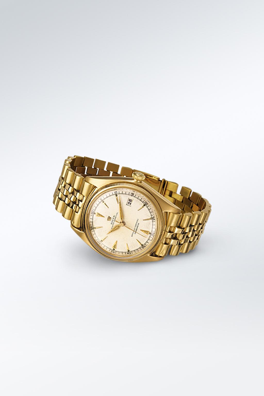 Spirit of the Datejust 31 THE FIRST DATEJUST The Datejust, introduced in 1945, was the first wristwatch to display the date through an aperture on the dial.