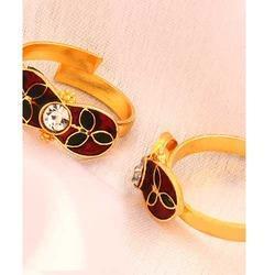 Pair Of Leafy Toe Rings With