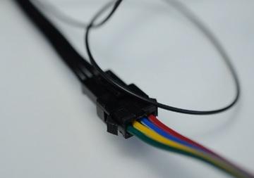 Pixel connector Plug an extender onto the input side of a strand of weather-resistant