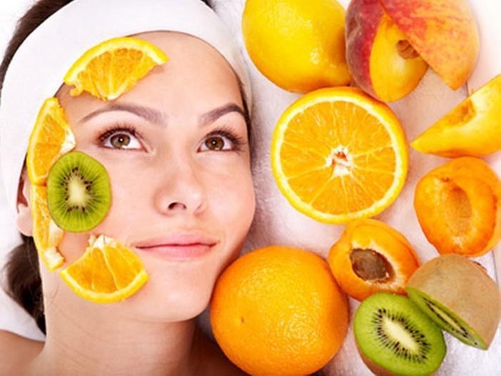 Home made Face Mask for Glowing Skin Using Naturally Ingredients at Home Homemade face mask can be made by using basic integrants found around in the house.