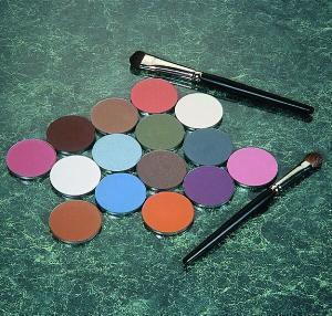 13 EYE SHADOW Eye shadows are cosmetics applied on the eyelids to accentuate or contour them.