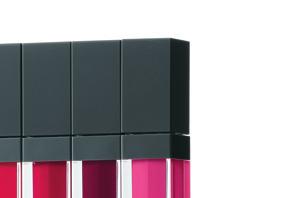 THREE LYRICAL LIP BLOOM THREE Lyrical Lip Bloom NEW 7 shades 3,500 yen each (excluding tax) A lip color with a