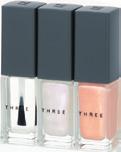 THREE Nail Polish Basecoat 1,800 yen (excluding tax) Just like a makeup base, this basecoat smooths out any irregularities of contour or pigment, helping polish cling to your nails while creating a