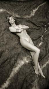 Traci s Story Thirty-six years ago, I had my first nude photo shoot. It was a very different time. I was 20-something years old.