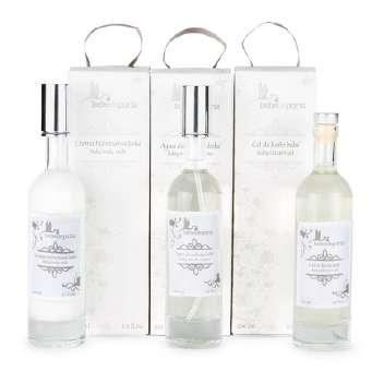 Baby Bathtime Products Soft and fresh fragrances for pampering the baby.