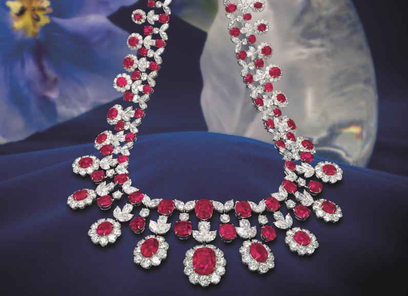 com Victoria Communications Victoria Cheung +852 6086 1672 victoria@victoriapr.com.hk TIANCHENG INTERNATIONAL JEWELLERY AND JADEITE AUTUMN AUCTION 2017 Highlighting Magnificent Gemstones, Diamonds