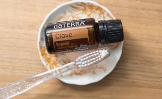 Essential Dental Care Essential oils recommended for oral health: Clove Myrrh Melaleuca Peppermint Spearmint doterra OnGuard Toothpaste: Make your own with ½ cup fine sea salt, ½ cup baking soda, 8