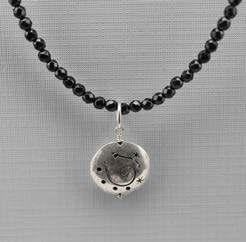 clasp 34-in Semi-precious stone Necklaces with