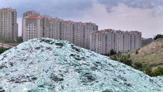 Istanbul City Hills_ On the Natural History of Dispersion and States of Aggregation, 2013-2014. Video-still, Courtesy Fondazione MAXXI, Rome, Italy.