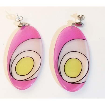Artist: Sanalitro Name: Acrylic Oval Dangle Earrings with Pucci Silk in Pink Item # 1668 ALU: SA EA PATT OV PNK LG Pink Description: Acrylic Pucci Silk Pattern in Dark Pink, Light Pink