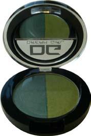 DUO EYESHADOW Wear the shades alone or create your own tailor-made