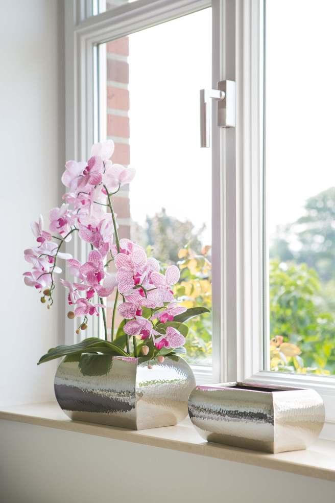 JARDIN ORCHID floral arrangement +