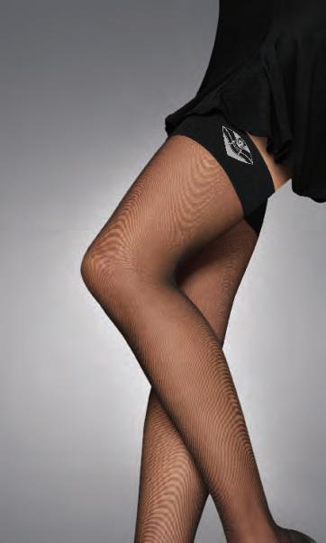 HOLD-UPS >> The exclusive gift idea: transparent hold-ups (20 den) made of 89% nylon and 11% elasthane. Nearly matte optics and printed Formula One logo on the sock band.