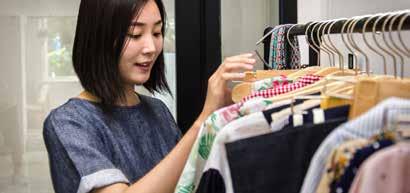 by Emilio Piriz SHOPPING FEATURE #iamhcmc Apartment Boutiques in HCMC: Hidden Fashion Gems Customers in these boutiques tend to be awed by the affordable clothing but also by the cosy atmosphere.