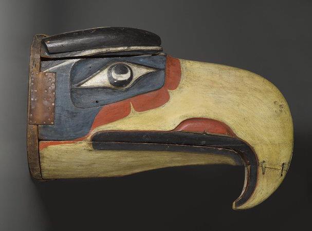 9 cm closed (Brooklyn Museum) Namgis artist (of the Kwakwaka wakw), Thunderbird Mask closed, 19th c.