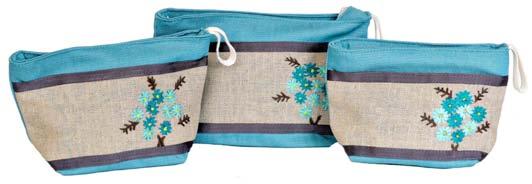 C10 These pretty cotton vanity bags have an