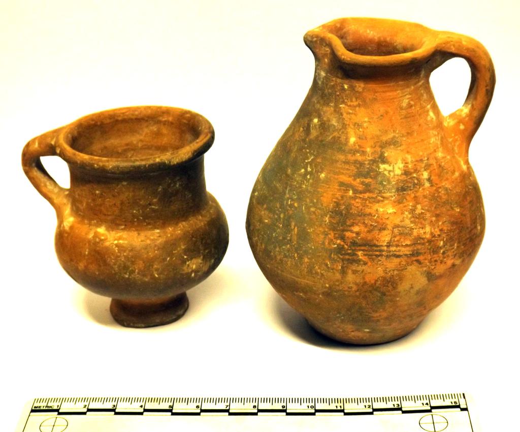 Figure 1. A unique jug and cup matching pair from a fifth-century grave at California cemetery, Baldock (Hertfordshire). Published with kind permission of the North Hertfordshire Museum.