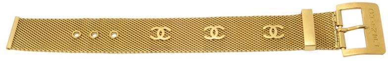 goldtoned mesh chain. Year 1994 Adjustable Length: 15.