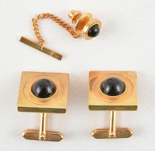 200 AND STONE 14K yellow gold set comprising a pair