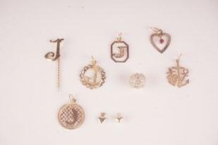 98 10K AND Lot of 5 14K yellow gold pendant including two pendant