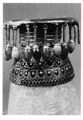 GANSICKE: King Aspelta s Vessel Hoard Fig. IO. The metal mount of the alabastron. MFA 20.1070. (Photograph: Susanne Gansicke.) Fig. I I.