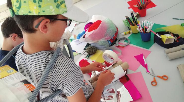CHILDREN AND FAMILIES WORKSHOPS BIG IDEAS SMALL HANDS WORKSHOPS > FOR CHILDREN AGED 6-11 Led by Camille Grasser, head of visitor services, and artist Katia Mourer, these workshops allow children to