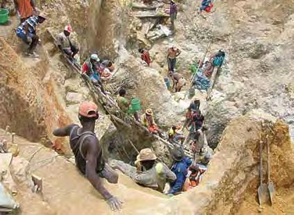 In mid- October 2005, a new tourmaline deposit was discovered at Nandihizana, a village located 130 km south of Antsirabe (and only 10 km west of National Road 7).