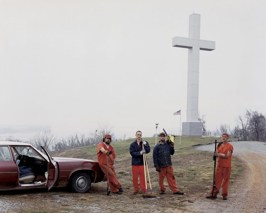 Fort Jefferson Memorial Cross, 2002 Alec Soth/Magnum Photos courtesy Sean Kelly Gallery, New York and Beetles + Huxley Gallery, London Soth s dream was to make a great book.