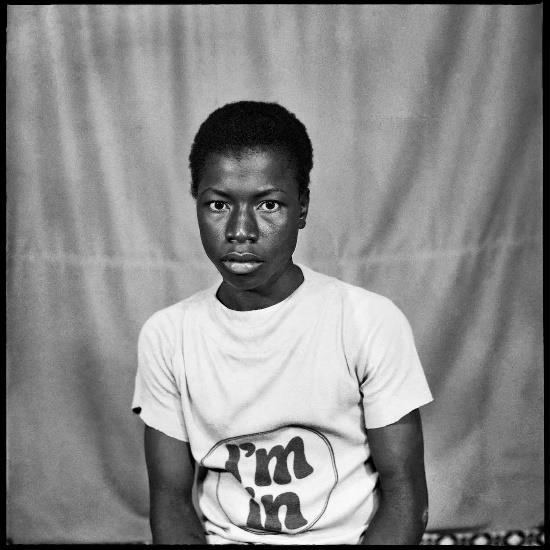 18 March 2018 Words by Charlotte Jansen Politics, black power, style and the perfunctory collide in Sanlé Sory s 1980s series of portraits of young men in Bobo-Dioulasso wearing t-shirts.