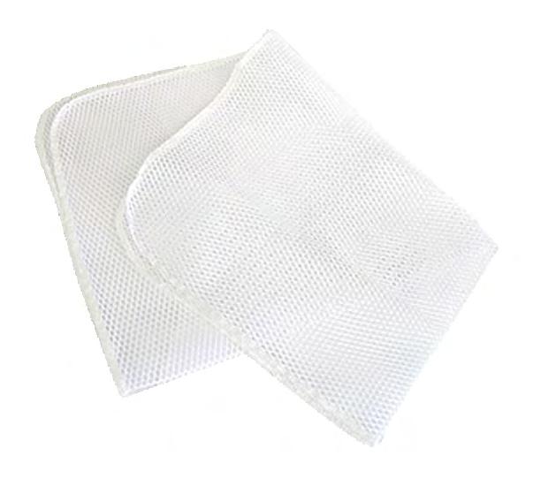 Dilute 50% water and 50% soap in a spray bottle and apply directly to the soiled spot. Dish Cloth The Norwex Dish Cloth is a loosely woven white nylon netted cloth.