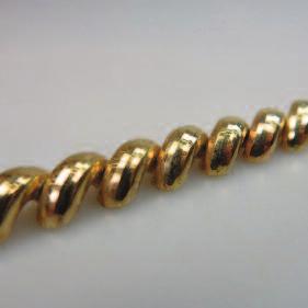 204 18K YELLOW GOLD ROPE CHAIN length 24 61 cm., 15.