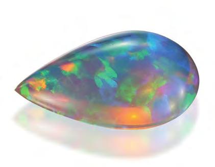 MARKET FROM INSIDER TIP TO STAR: THE ETHIOPIAN OPAL ++ Paul Wild successful with Ethiopian opals ++ ++ 463-carat necklace: pearl shape enhances the play of colours ++ ++ Markus Paul Wild expects