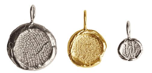 In three sizes, Organics offer a fresh way to celebrate family relationships, and can be worn individually, in multiples, or with other charms.