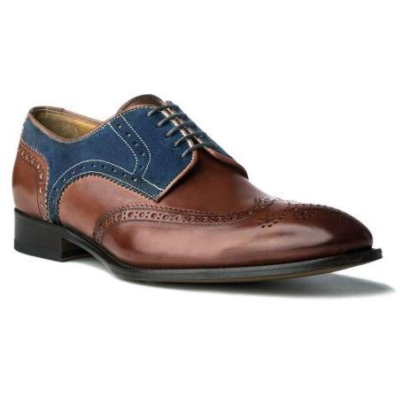 Click Here To Return To The Table of Contents And some wingtips, but certainly not all, opt for a two-tone color scheme wherein the body of the shoe is one color and the toecap with its wings another.