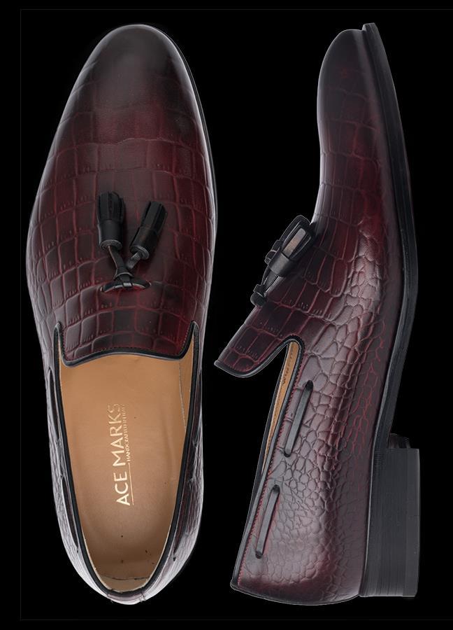 Click Here To Return To The Table of Contents 3. The Tassel Loafer Tassel loafers will be the most casual of loafers.