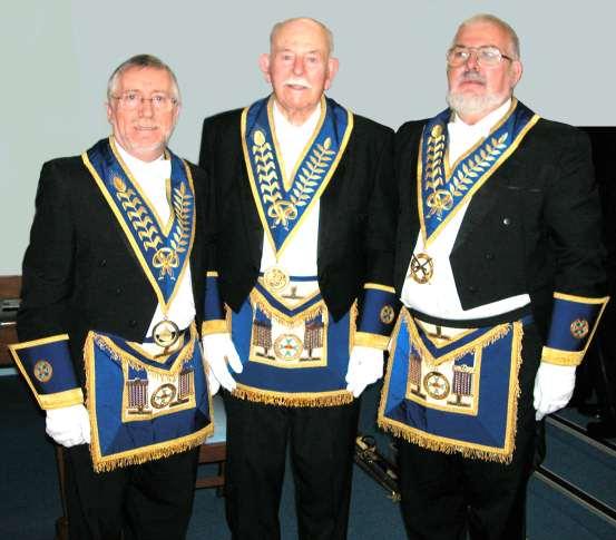 Formal winter dress All Grand Officers wear formal winter dress during the period 1 st May to 31st August each year when part of a ceremonial team or when attending a Communication of Grand Lodge.