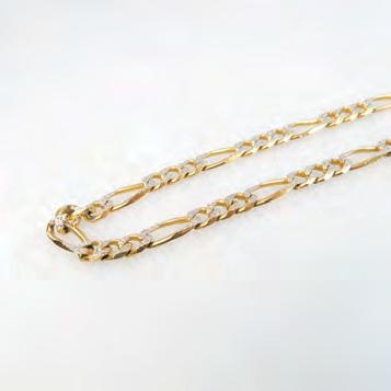 205 206 ITALIAN 14K YELLOW AND WHITE GOLD MODIFIED CURB LINK CHAIN length 19 in 48.3 cm, 20.