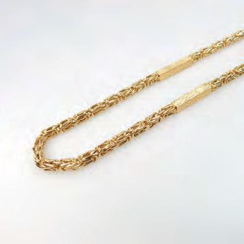 3 grams Provenance: Estate of Carol Solway, Toronto 339 18K YELLOW GOLD ENDLESS CHAIN length 31 in 78.7 cm, 68.