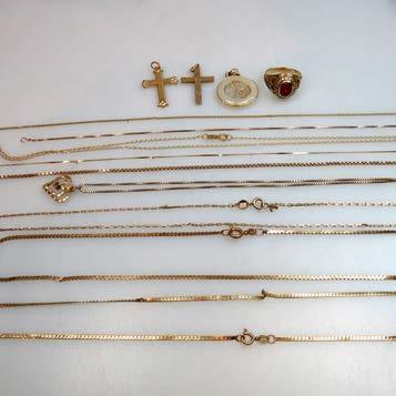 30.2 grams $450 600 69 SMALL QUANTITY OF 10K AND 14K YELLOW GOLD JEWELLERY including chains, single