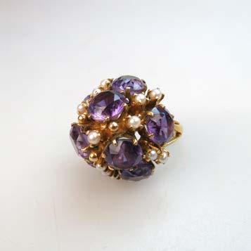 193 14K YELLOW GOLD RING set with 8 full cut amethysts