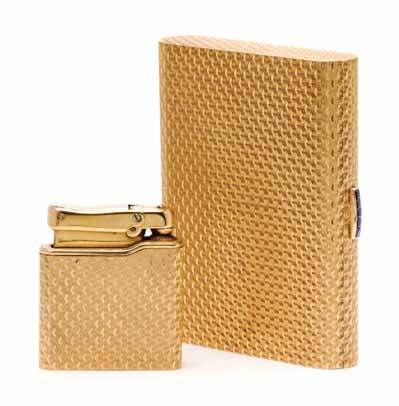 437 438 436 439 436 an 18 Karat Yellow Gold and Sapphire cigarette case and lighter Set, Kurt Wayne, circa 1960, consisting of a rectangular form cigarette case with guilloche engraving and a push