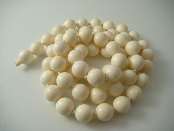 This is a Natural Gemstone Ivory is one of the most well known materials that are used in high quality precious jewelry.