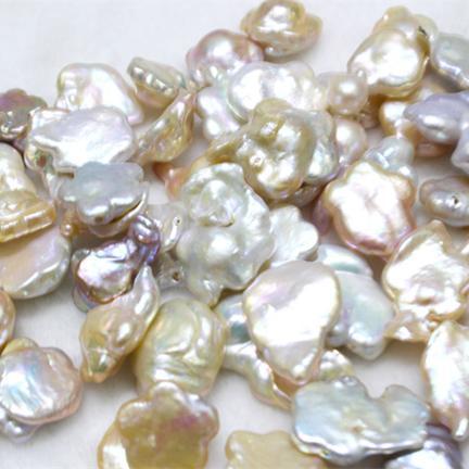 Mother of pearls have been found in seas and oceans the world over, and are commonly known to be the homes of